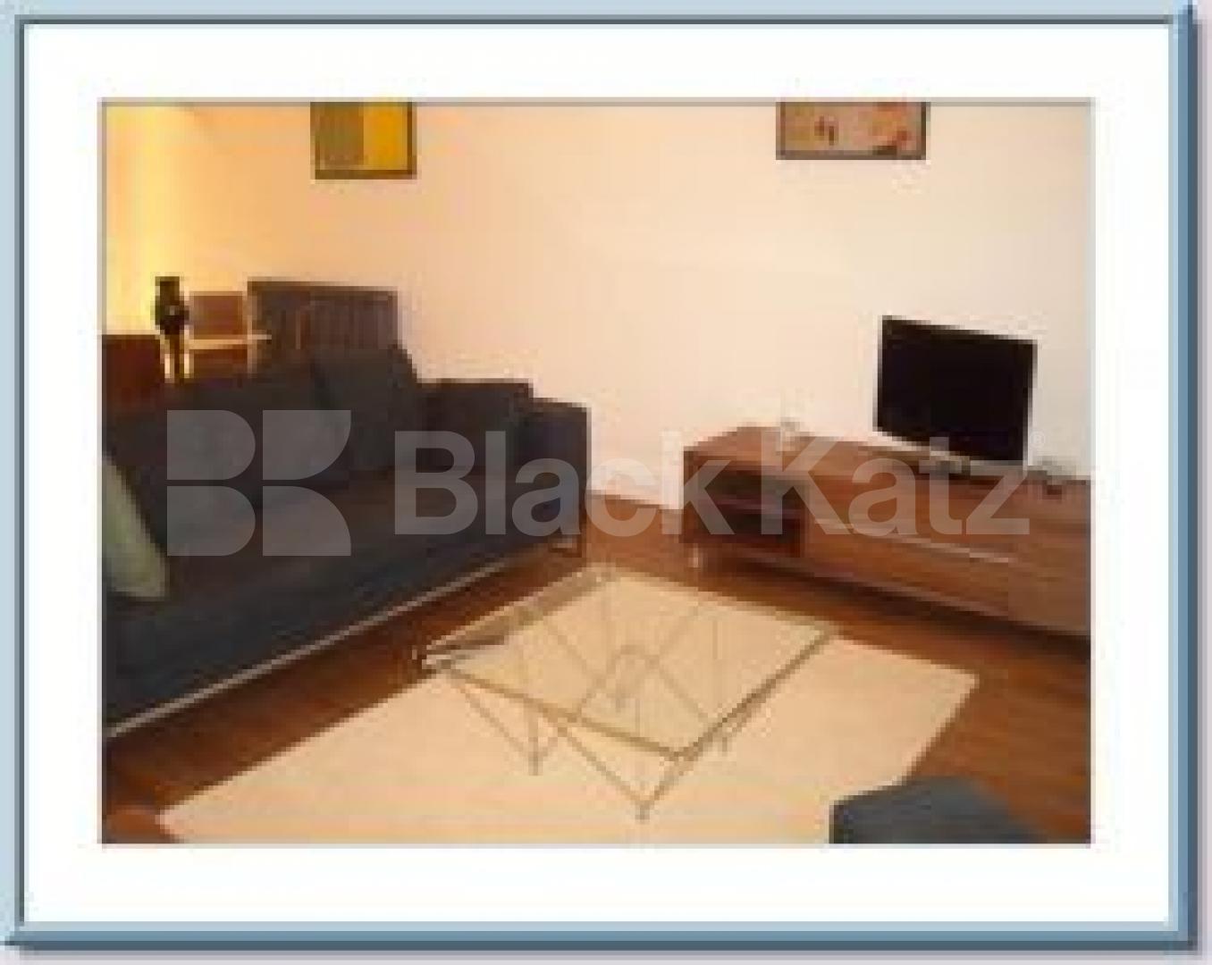 			1 Bedroom, 1 bath, 1 reception Flat			 Great Hall, Battersea Park Road, Battersea